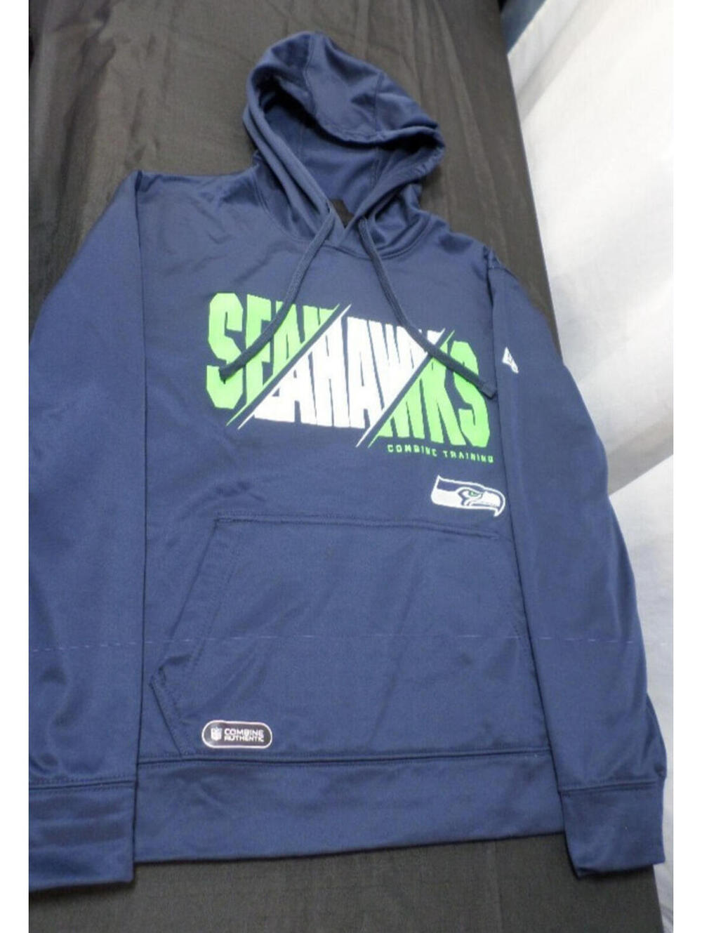NFL TEAM APPAREL SEATTLE SEAHAWKS COMBINE TRAINING PULLOVER BLUE HOODIE LARGE